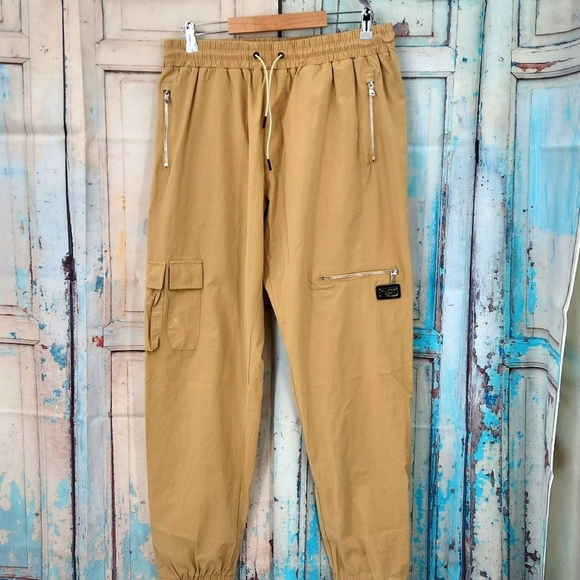 Well Known Studios Astor Place Cargo Pant - Picture 2 of 8